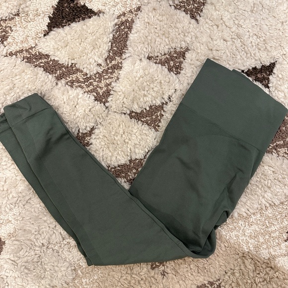Olive green set leggings - Picture 1 of 4